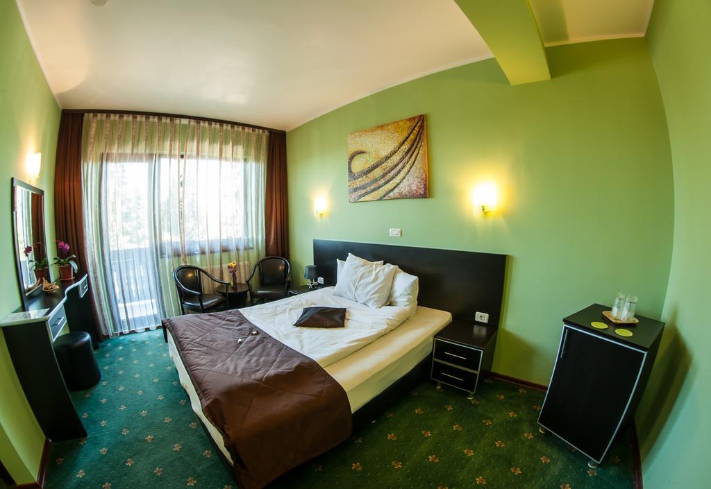 Hotel Carpatic Predeal Habitación foto